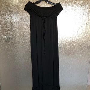 Sleeveless Black Knit Dress